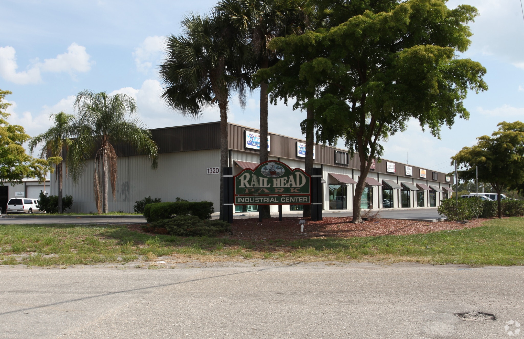 1400-1414 Rail Head Blvd, Naples, FL for Rent