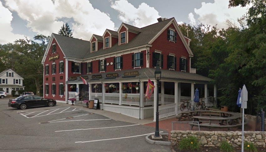 162 Park St, North Reading, MA for Rent