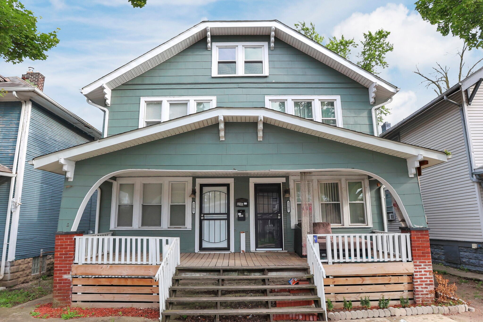 2207 Sullivant Ave, Columbus, OH for Sale