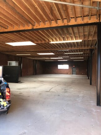 South Gate, CA Industrial - 9515 California Ave