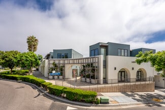 La Jolla, CA Apartments - 5490-5490 La Jolla Blvd