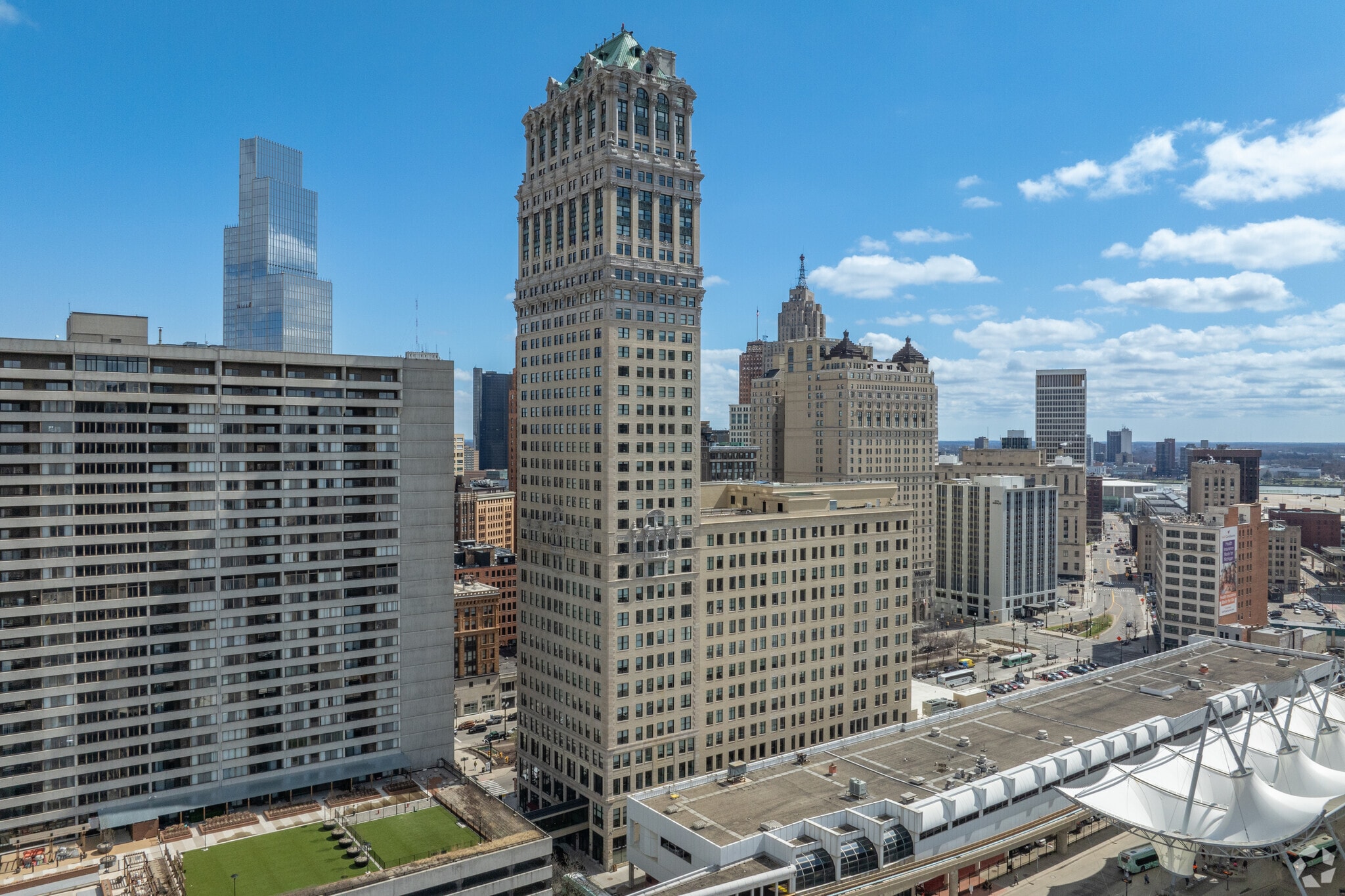 1265 Washington Blvd, Detroit, MI for Rent