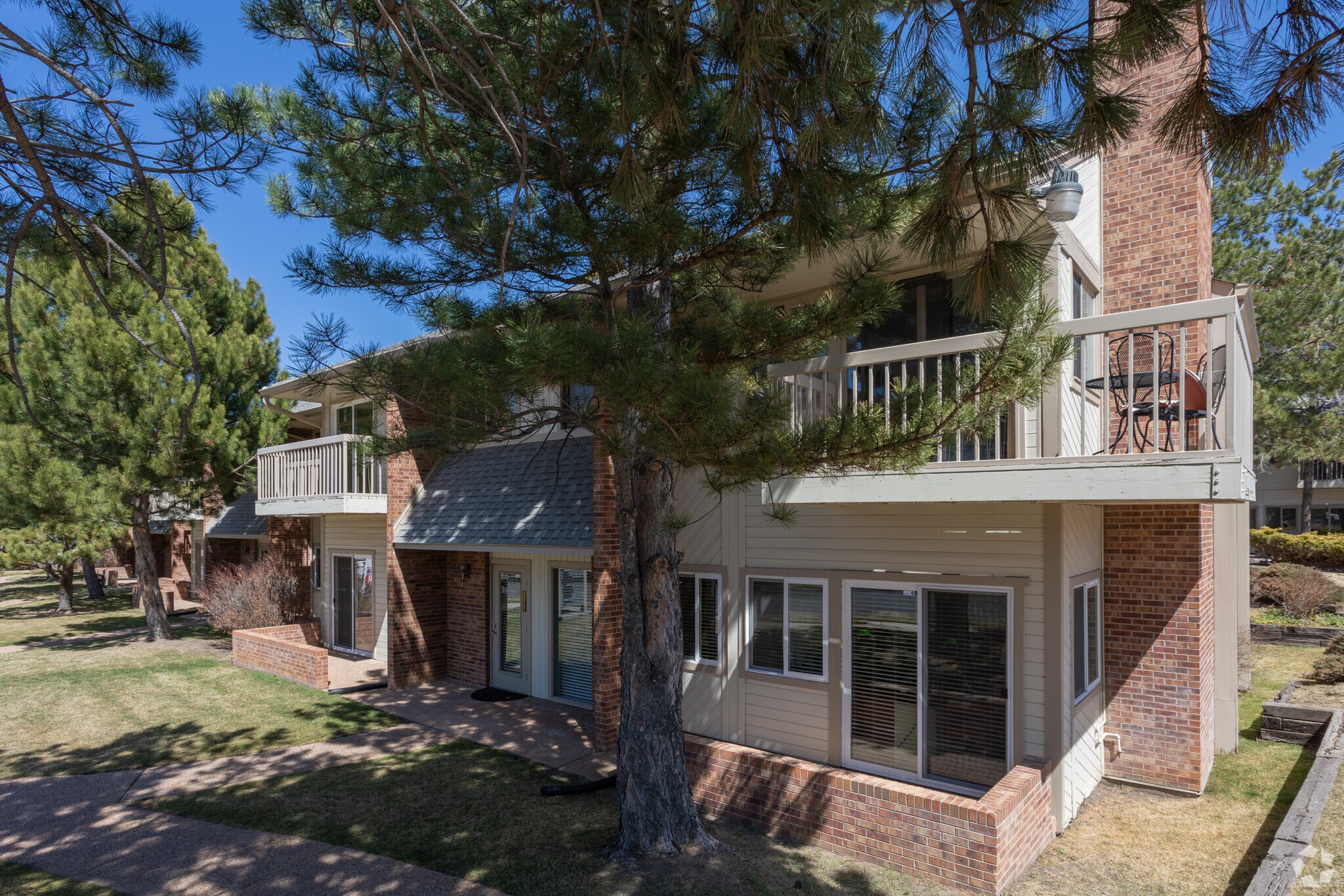 5555 Erindale Dr, Colorado Springs, CO for Rent