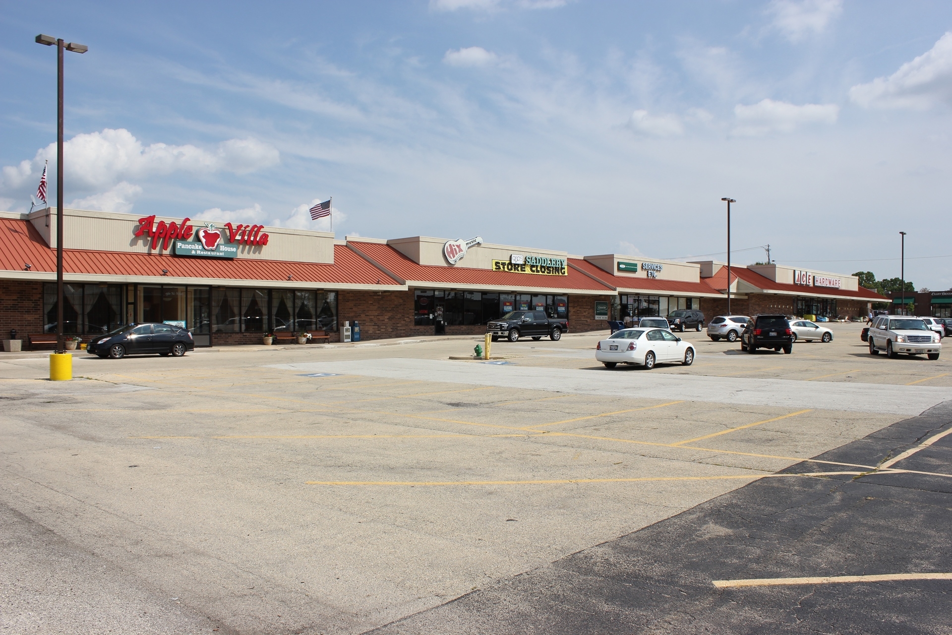 1901 W Wilson St Batavia, Il 60510 - Retail Property For Lease On 