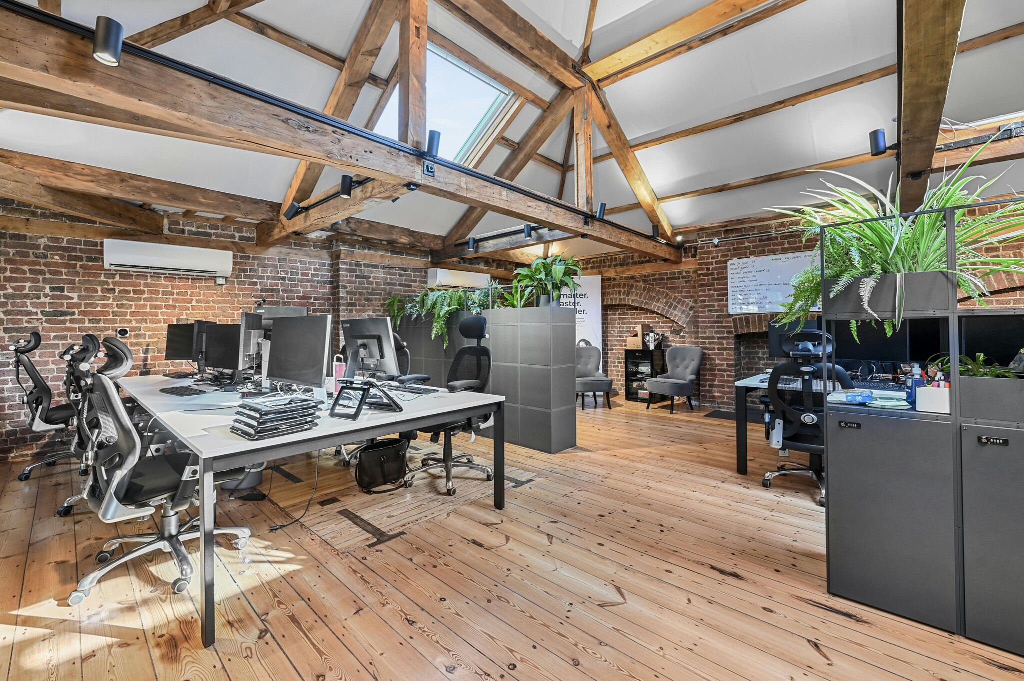 81A Endell St, London, LND for Rent