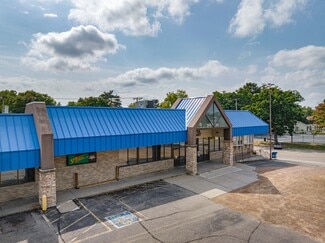 Wisconsin Dells, WI Storefront Retail/Office - 802 Broadway