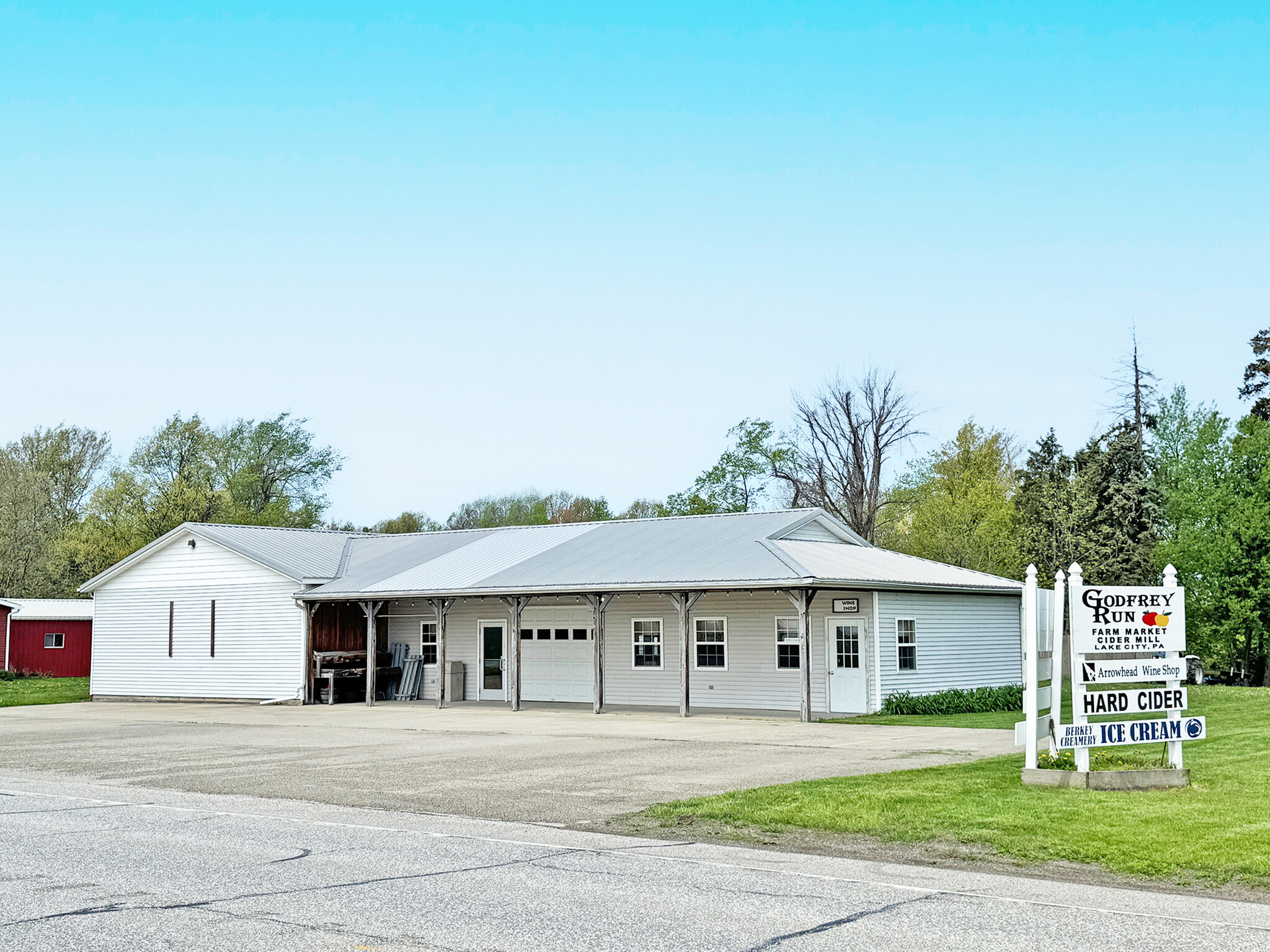 8958 W Lake Rd, Lake City, PA for Sale