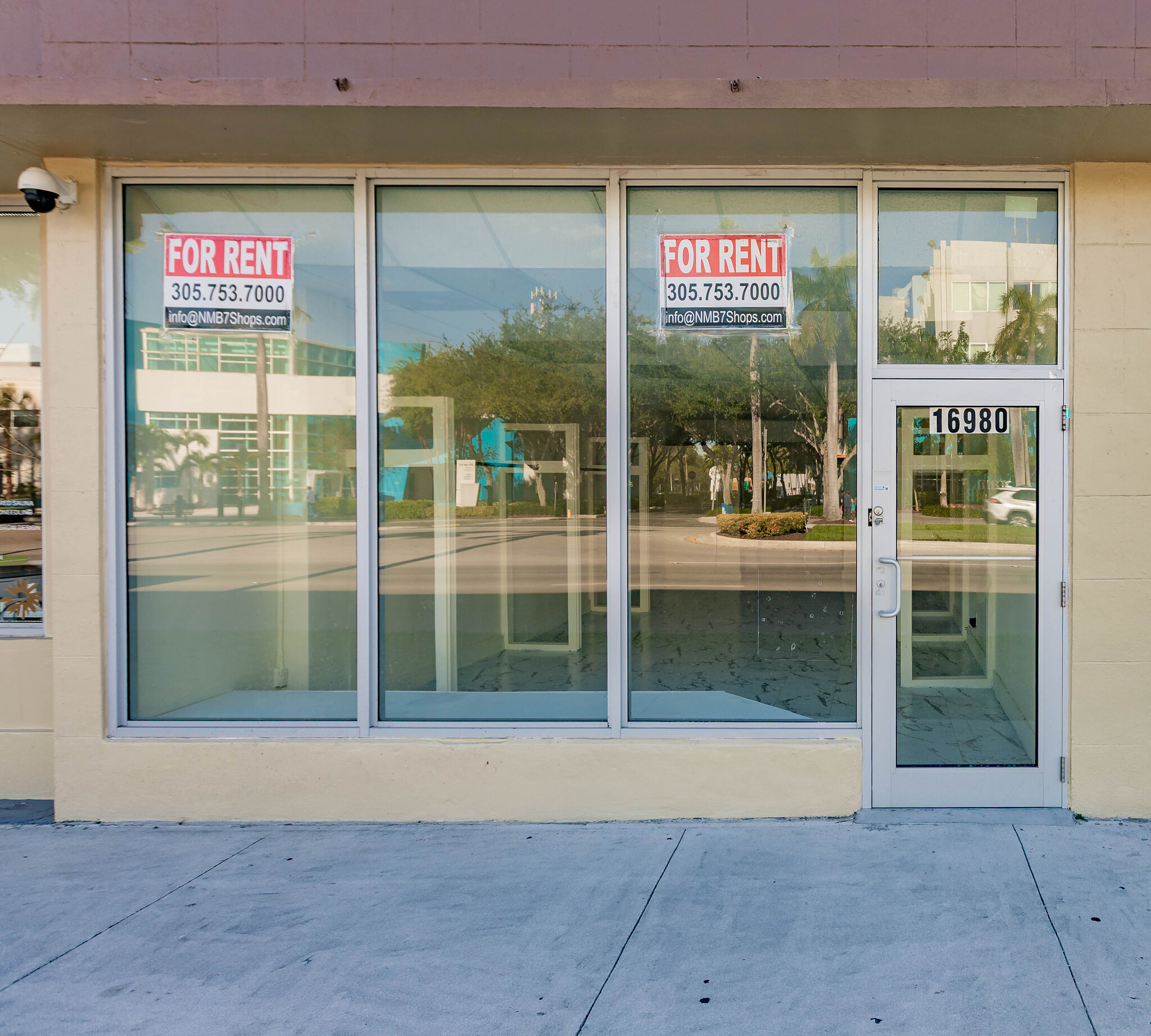 16978-16990 NE 19th Ave, North Miami Beach, FL for Rent