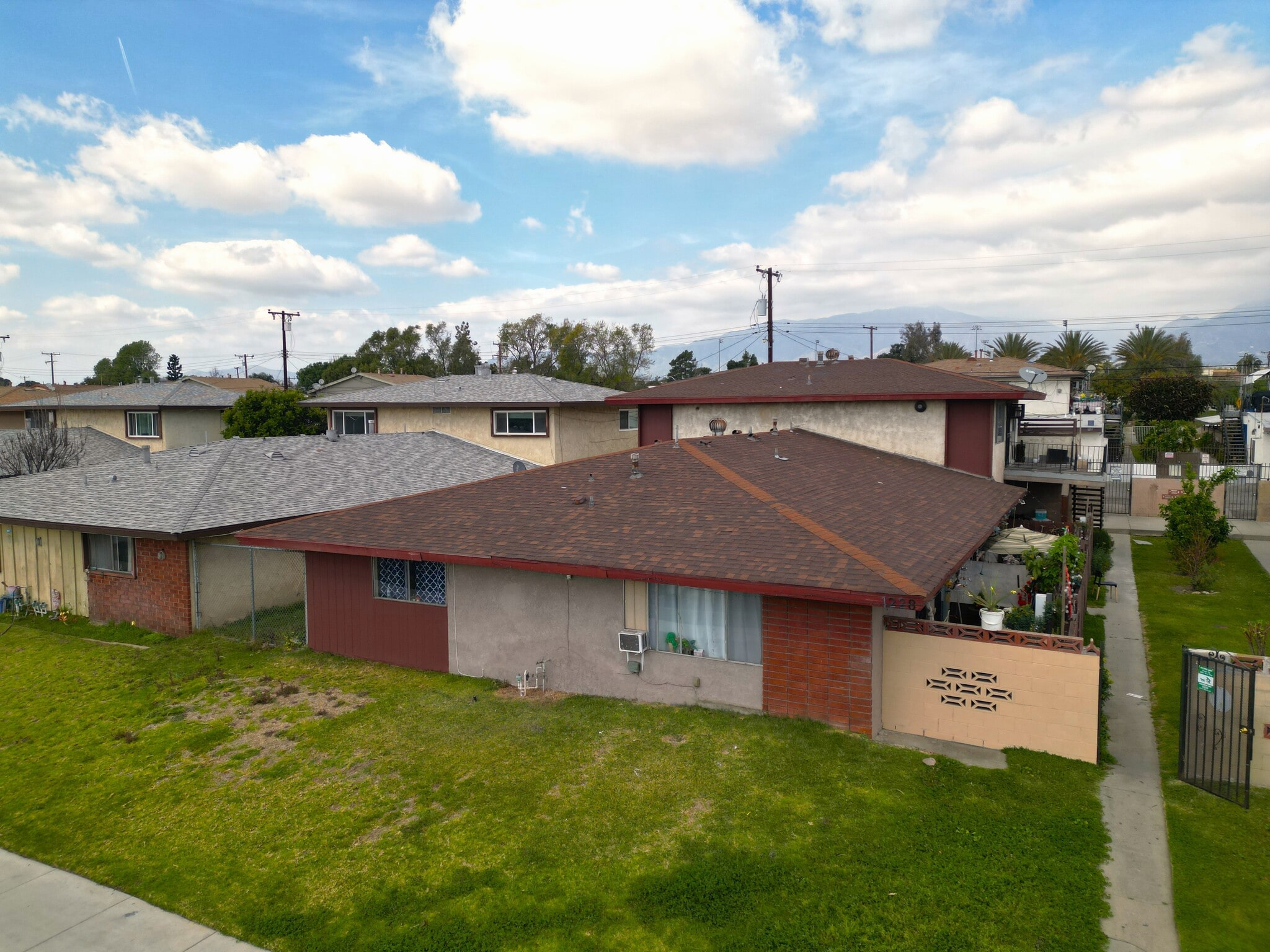1228 W Rosewood Ct, Ontario, CA for Sale