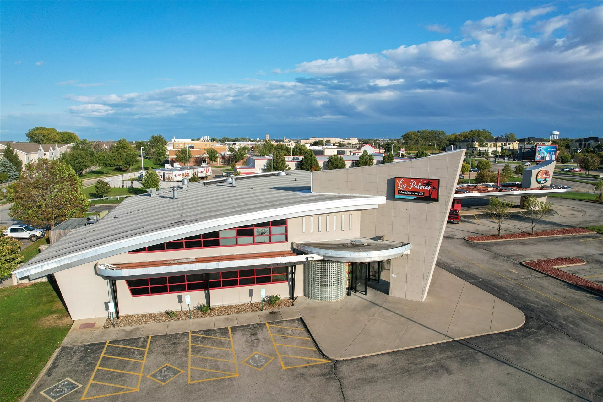 608 W Town Center Blvd, Champaign, IL for Sale