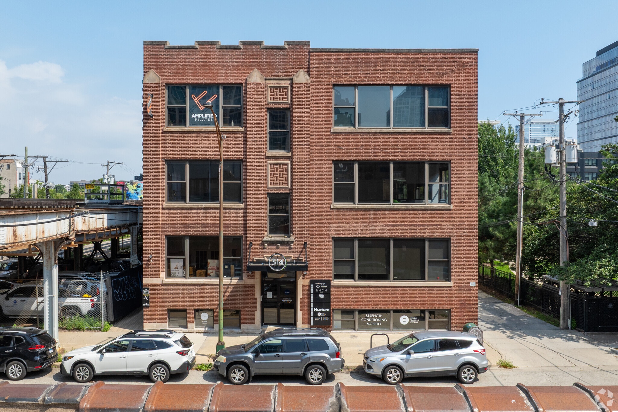 314 W Institute Pl, Chicago, IL for Rent