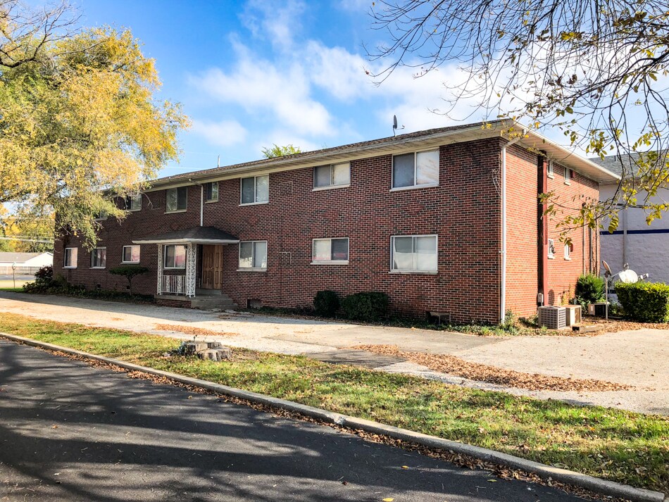 10608 Lincoln Trl, Fairview Heights, IL for Sale