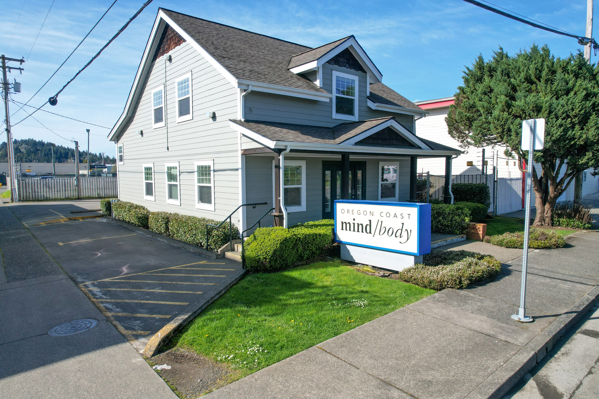 137 Hall Ave, Coos Bay, OR for Sale