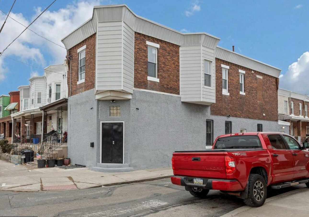 6037 Elmwood Ave, Philadelphia, PA for Sale