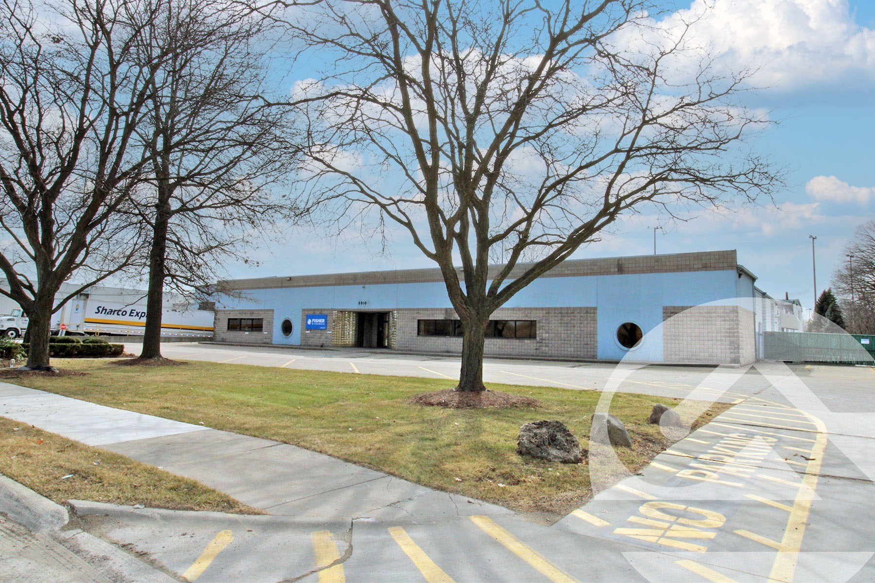 33100 Fisher Dr, Saint Clair Shores, MI for Sale