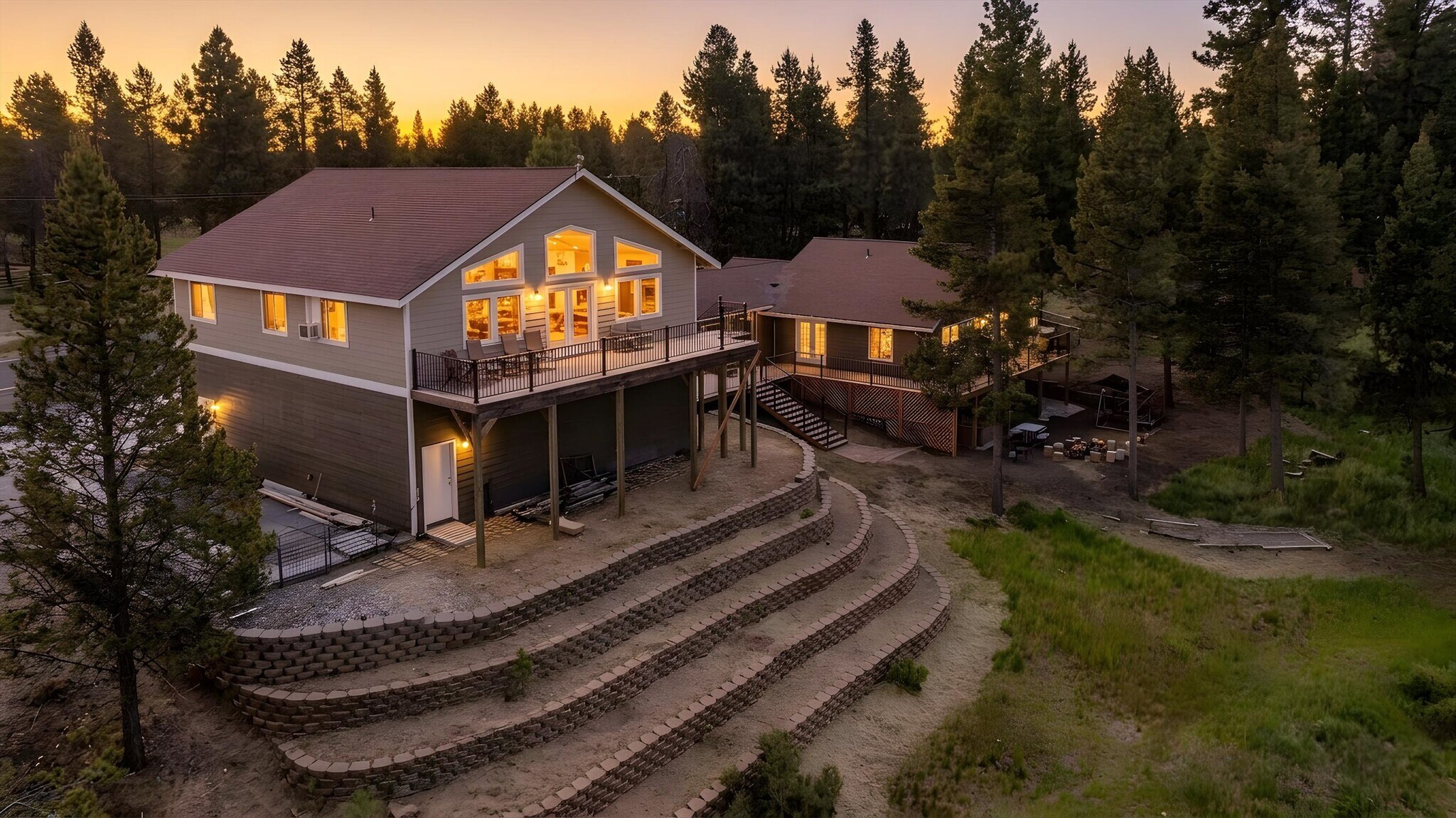 53345 Riverview Dr, La Pine, OR for Sale