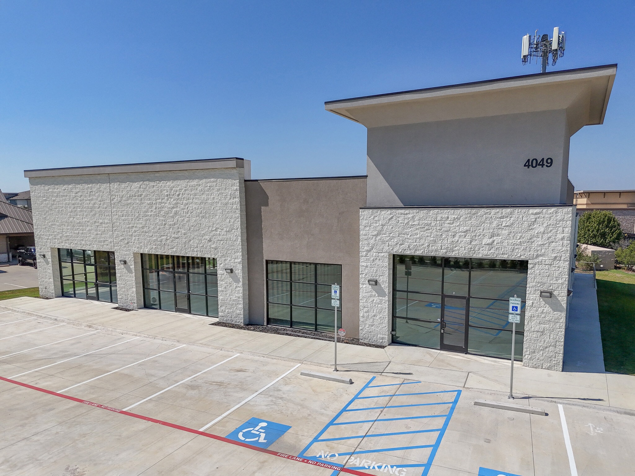 4049 Huffines blvd, Carrollton, TX for Sale