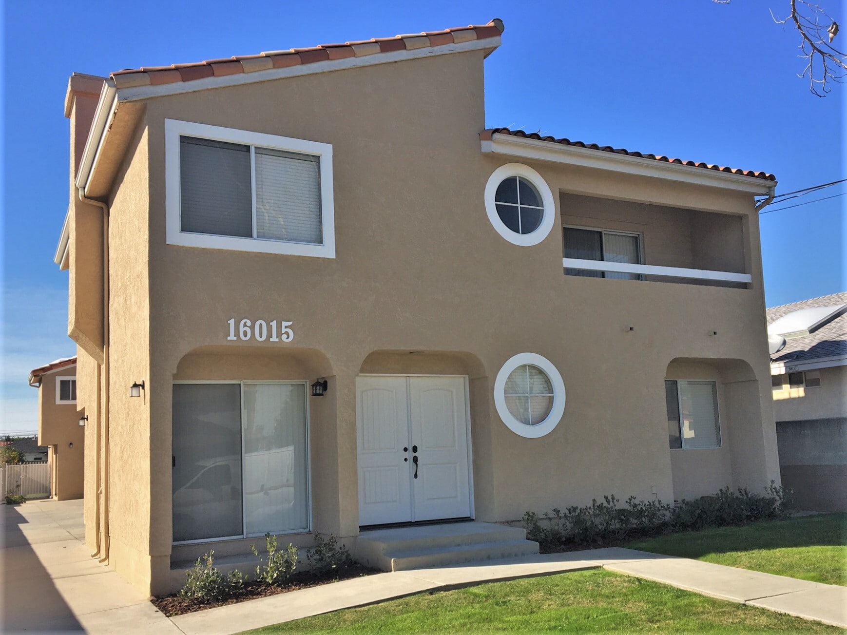 16015 Halldale Ave, Gardena, CA for Sale