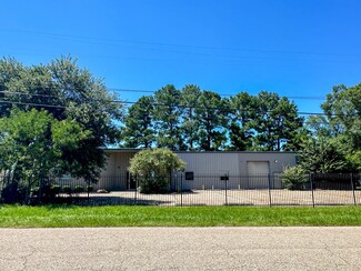 Conroe, TX Flex - 602 W Semands St