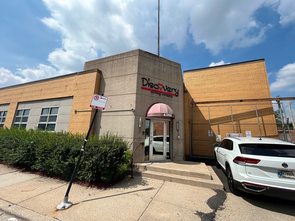 4300 N Knox Ave, Chicago, IL for Sale