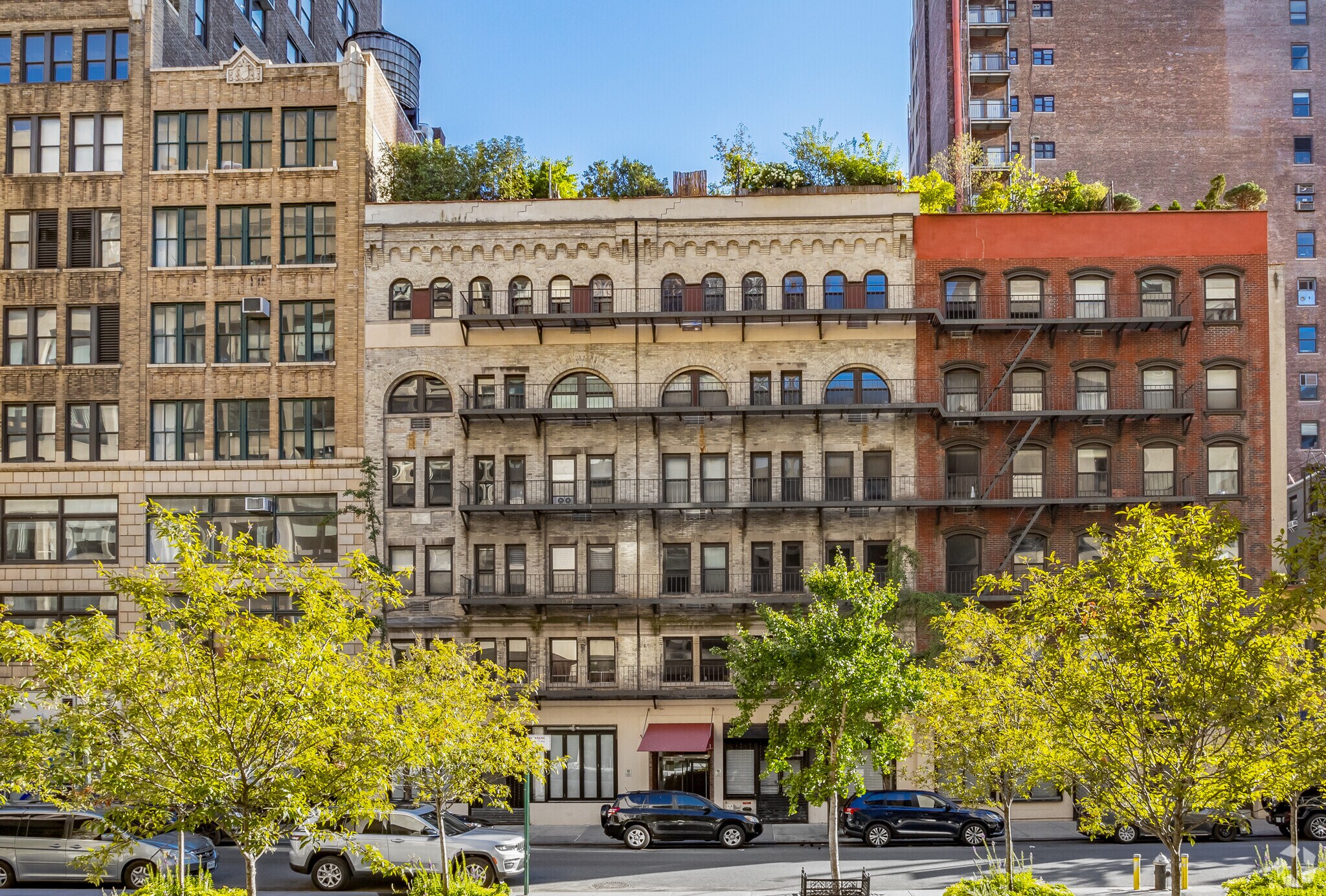 244-252 W 27th St, New York, NY for Rent