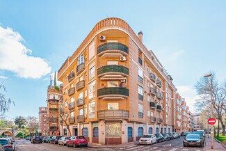 Valdemoro, MAD Retail - 8 Calle Doctor Mata