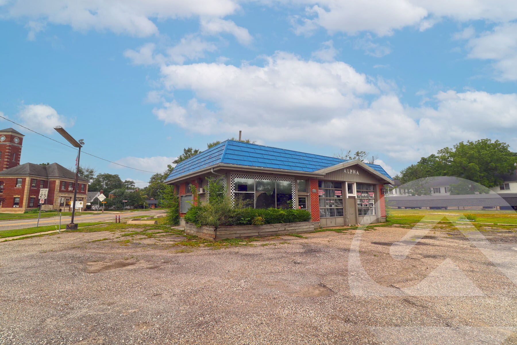 2533 Crooks Rd, Royal Oak, MI for Rent