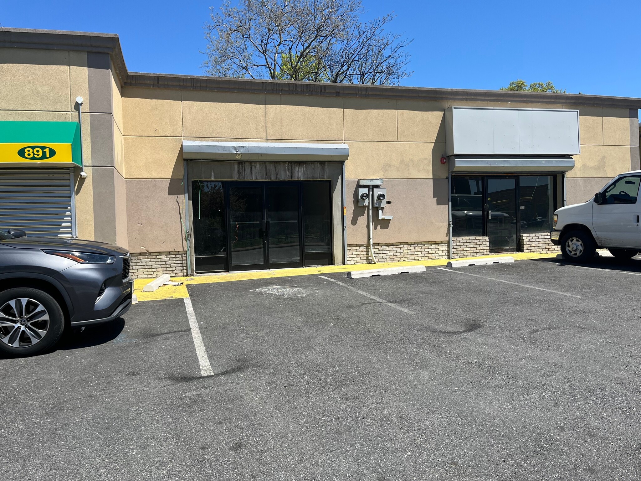 891-899 Clinton Ave, Irvington, NJ for Rent