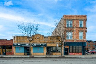 Chicago, IL Flex - 3823 W Chicago Ave