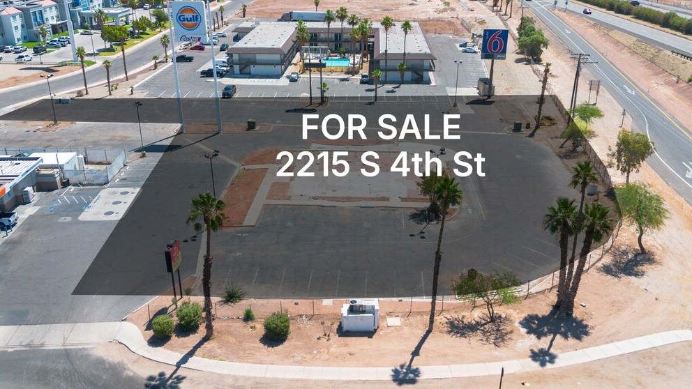 2215 S 4th St, El Centro, CA for Sale