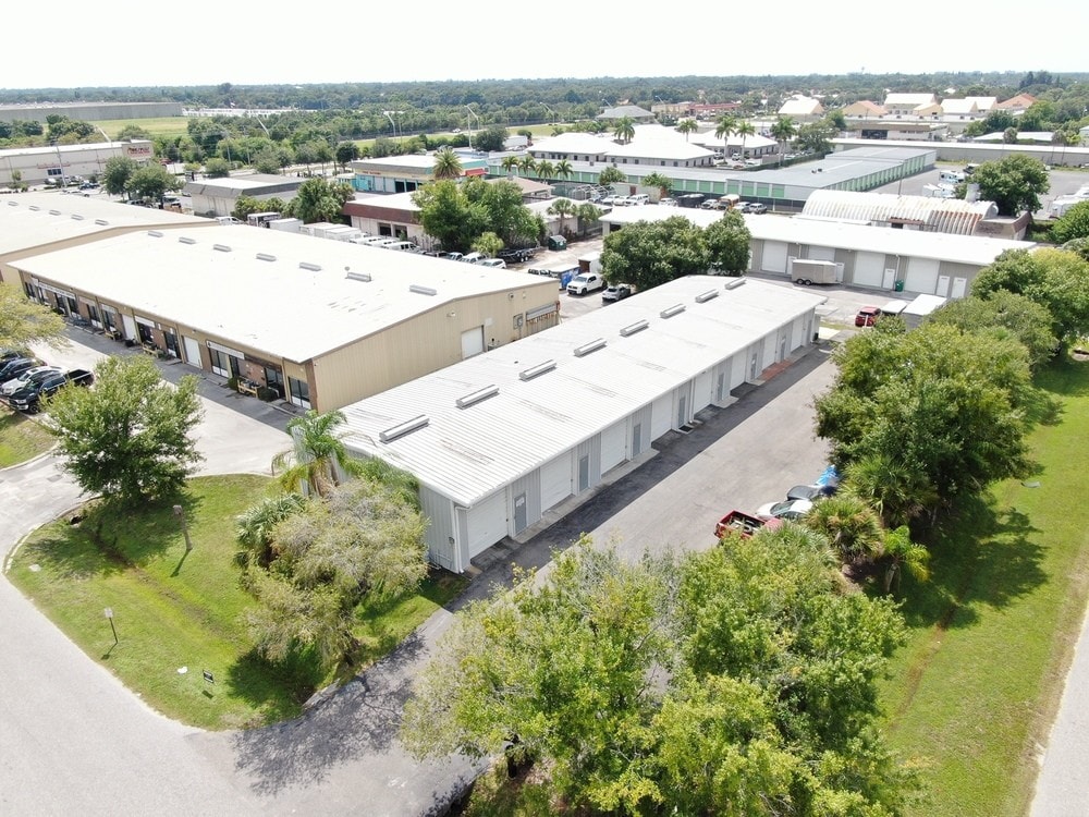 4251 Derek Way, Sarasota, FL for Rent