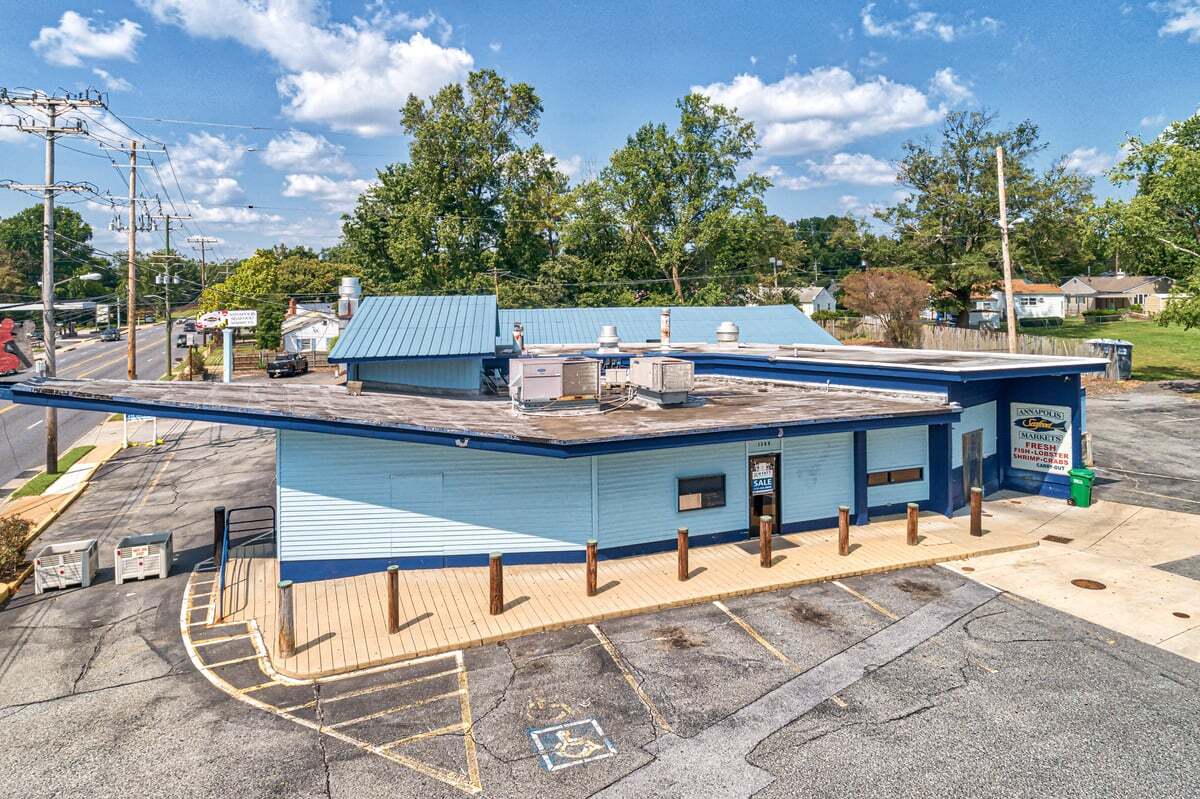 1300 Forest Dr, Annapolis, MD for Sale