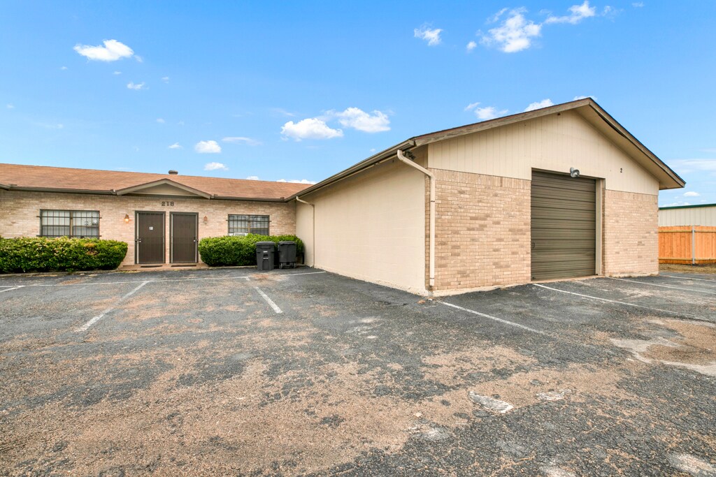 218 Deborah Dr, New Braunfels, TX for Rent