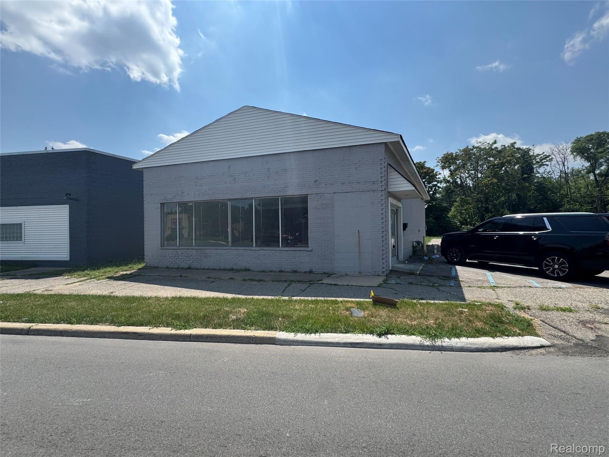 2262 S Wayne Rd, Westland, MI for Sale