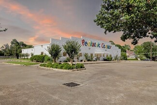 Richmond, TX Medical - 1300 Main St