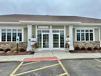 Barrington, IL Office/Medical - 402 Fox Gln