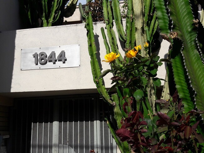 1844 N Bronson Ave, Los Angeles, CA for Sale