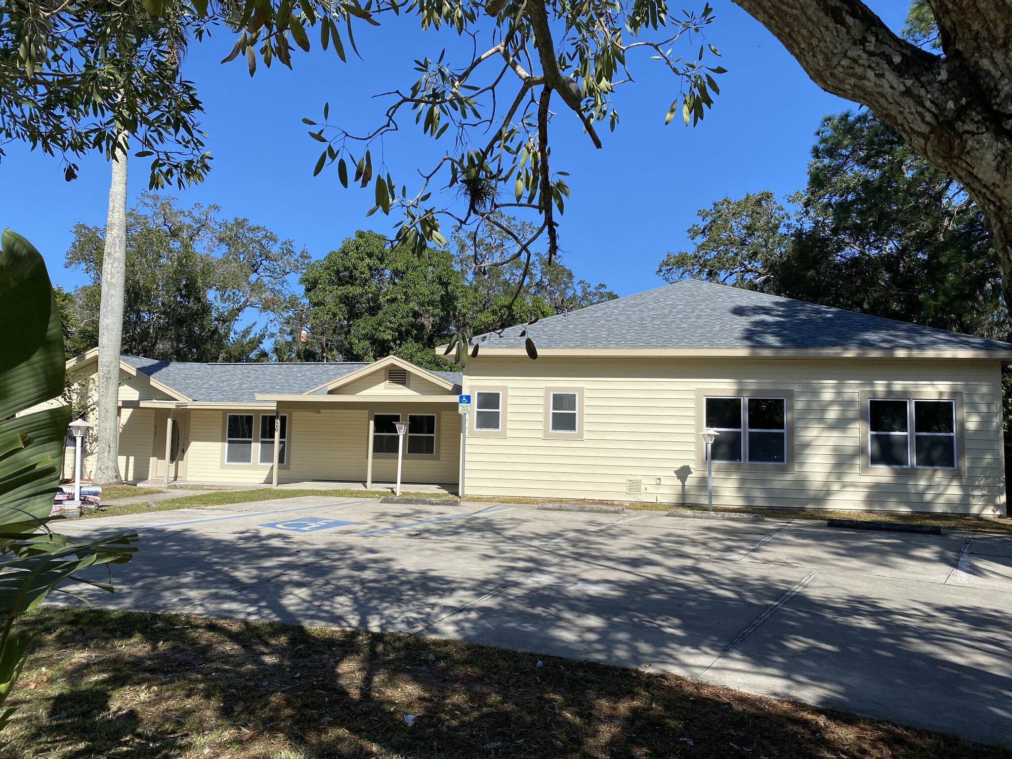 2726 6th Ave W, Bradenton, FL for Sale