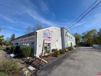 Guilford, CT Freestanding - 588 Boston Post Rd