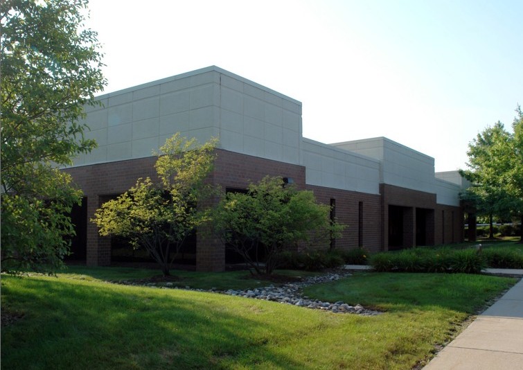 41551-41651 W 11 Mile Rd, Novi, MI for Rent