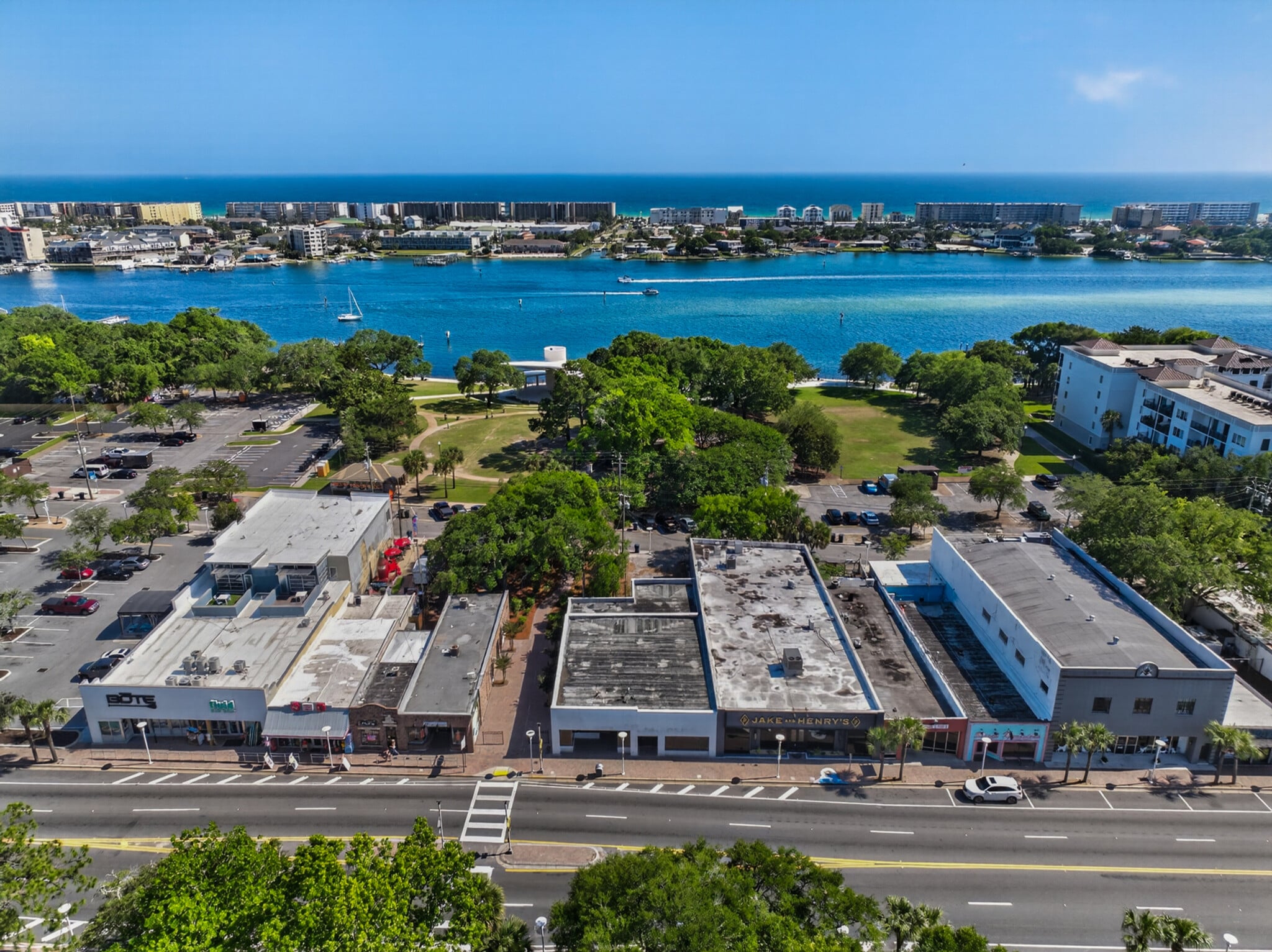 142 & 144 US-98 Miracle Strip Pky, Fort Walton Beach, FL for Sale