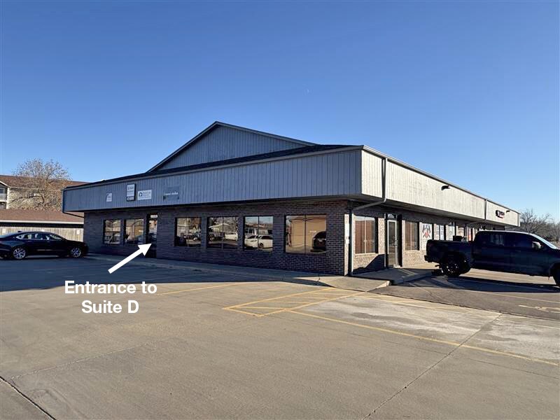 3710-3718 S Westport Ave, Sioux Falls, SD for Rent