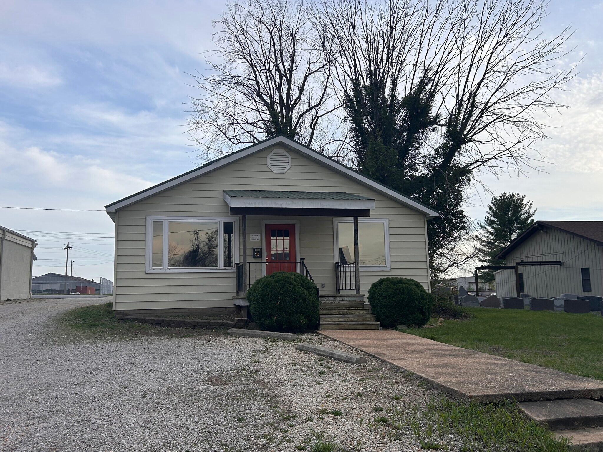 310 E Washington St, Cuba, MO for Sale