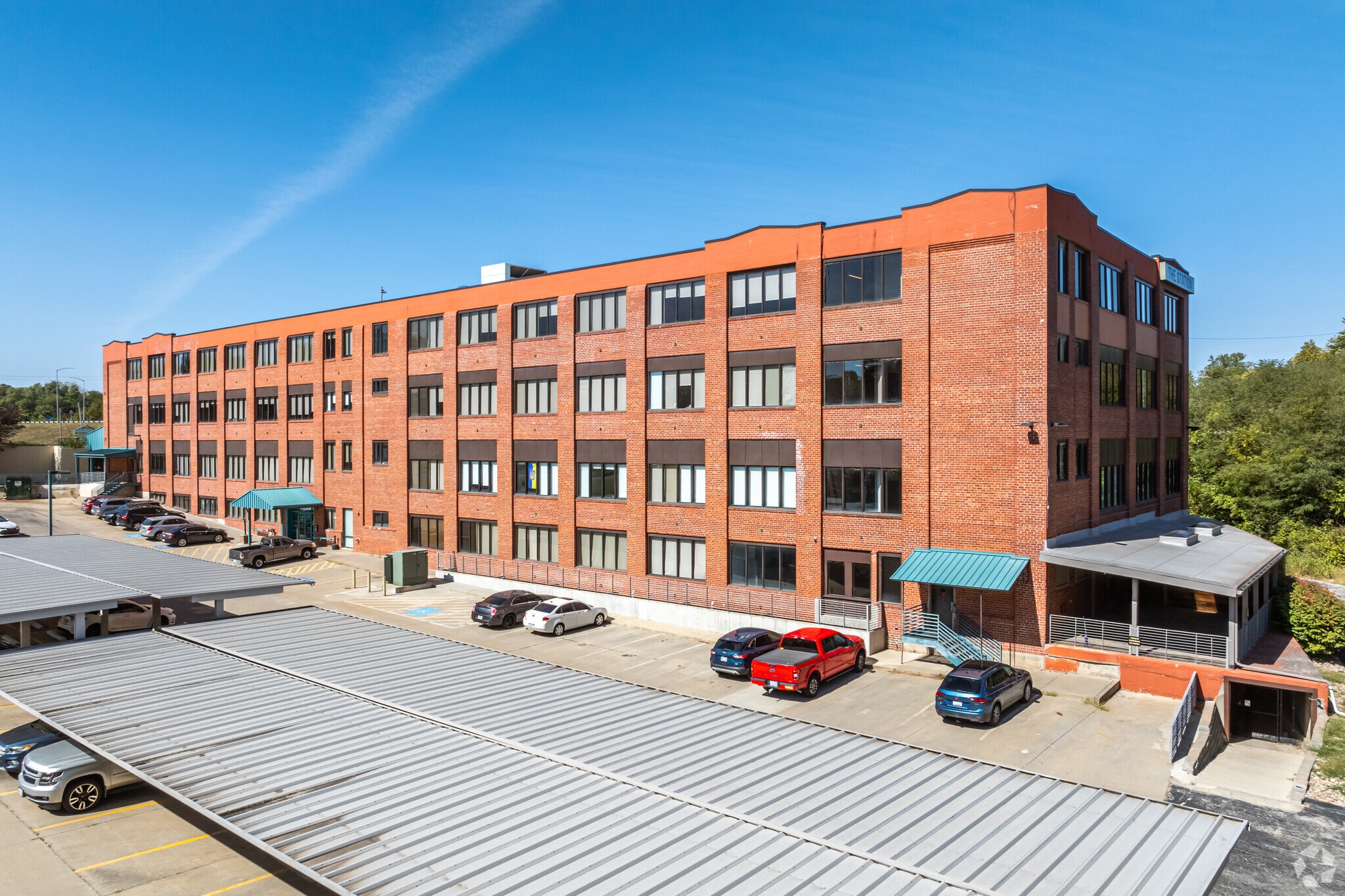1100 N 2nd St, Leavenworth, KS for Sale