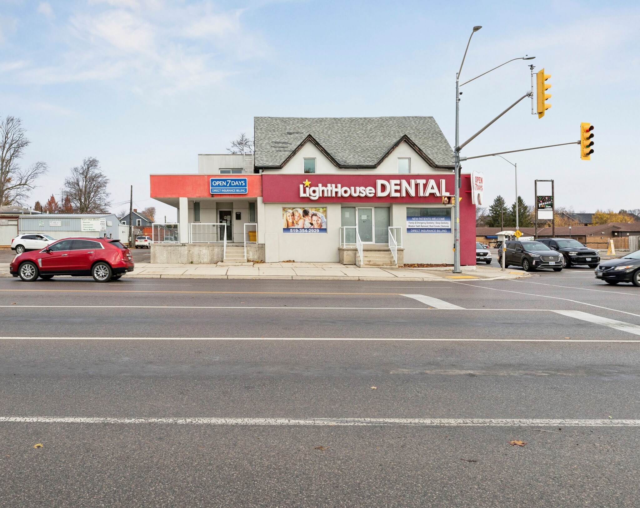 185 Grand Av W, Chatham, ON for Sale