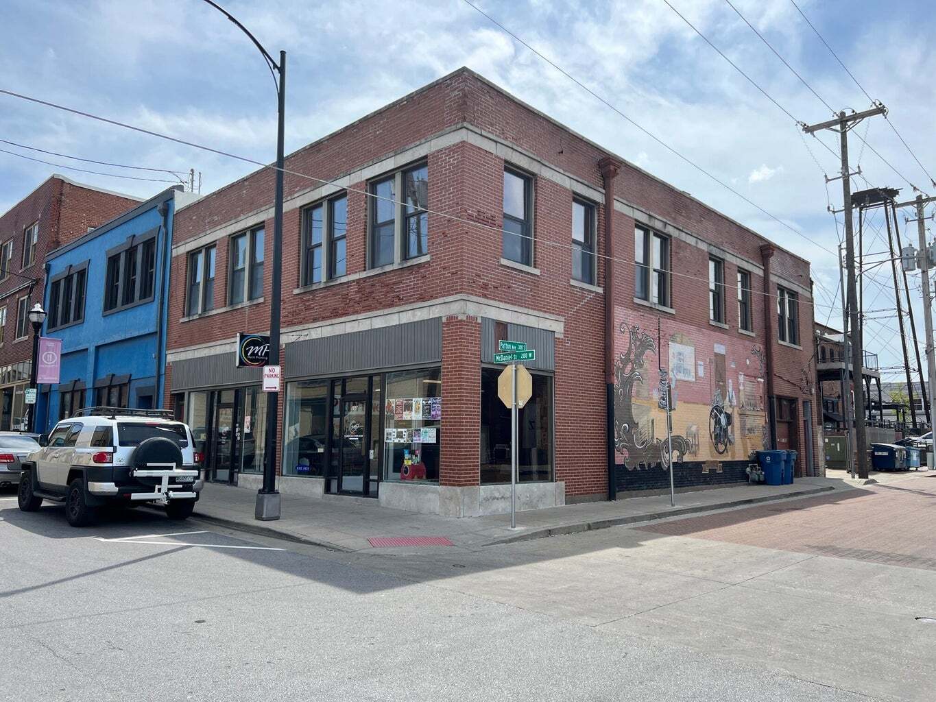 230 W McDaniel St Springfield, MO 65806 Retail Property for Sale on