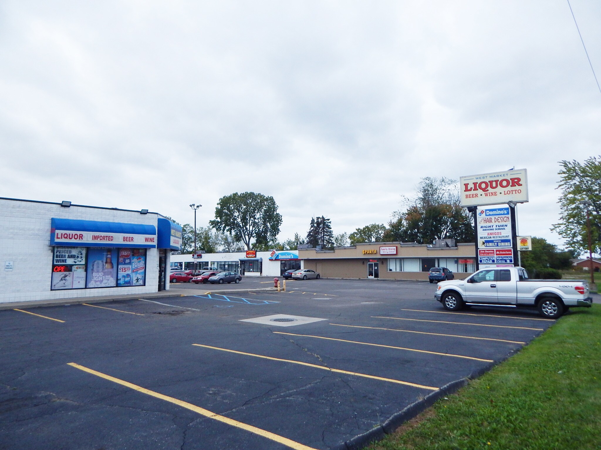 22051-22169 West Rd, Woodhaven, MI for Rent