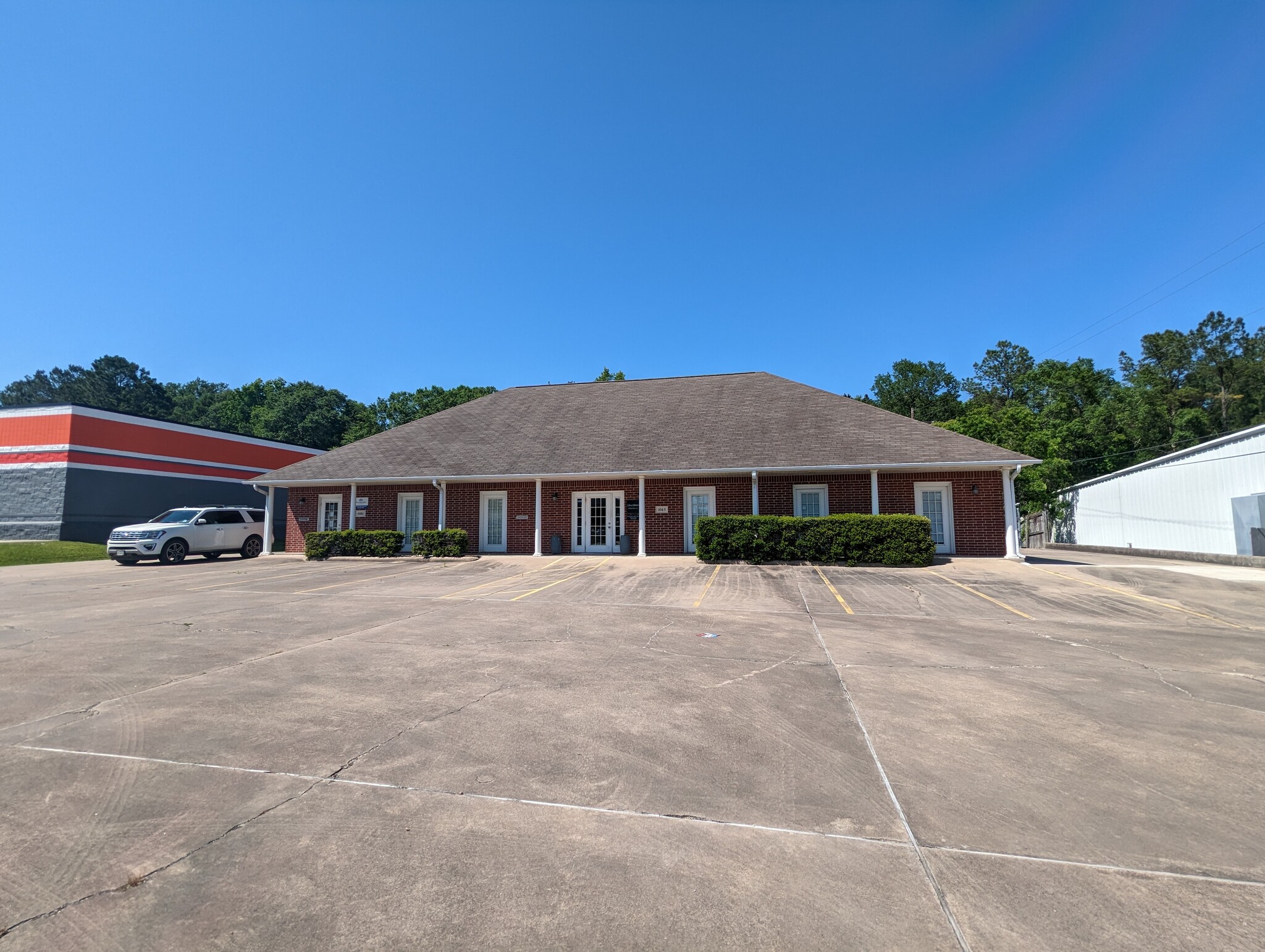 1051 Highway 327 E, Silsbee, TX for Sale