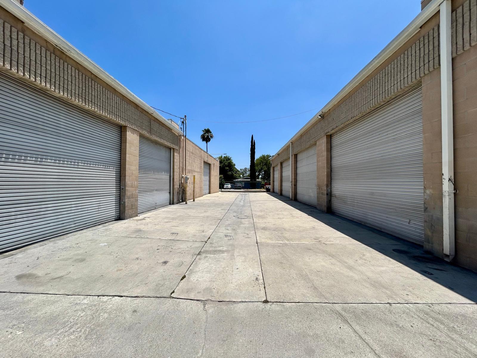 560 W California St, Ontario, CA for Rent
