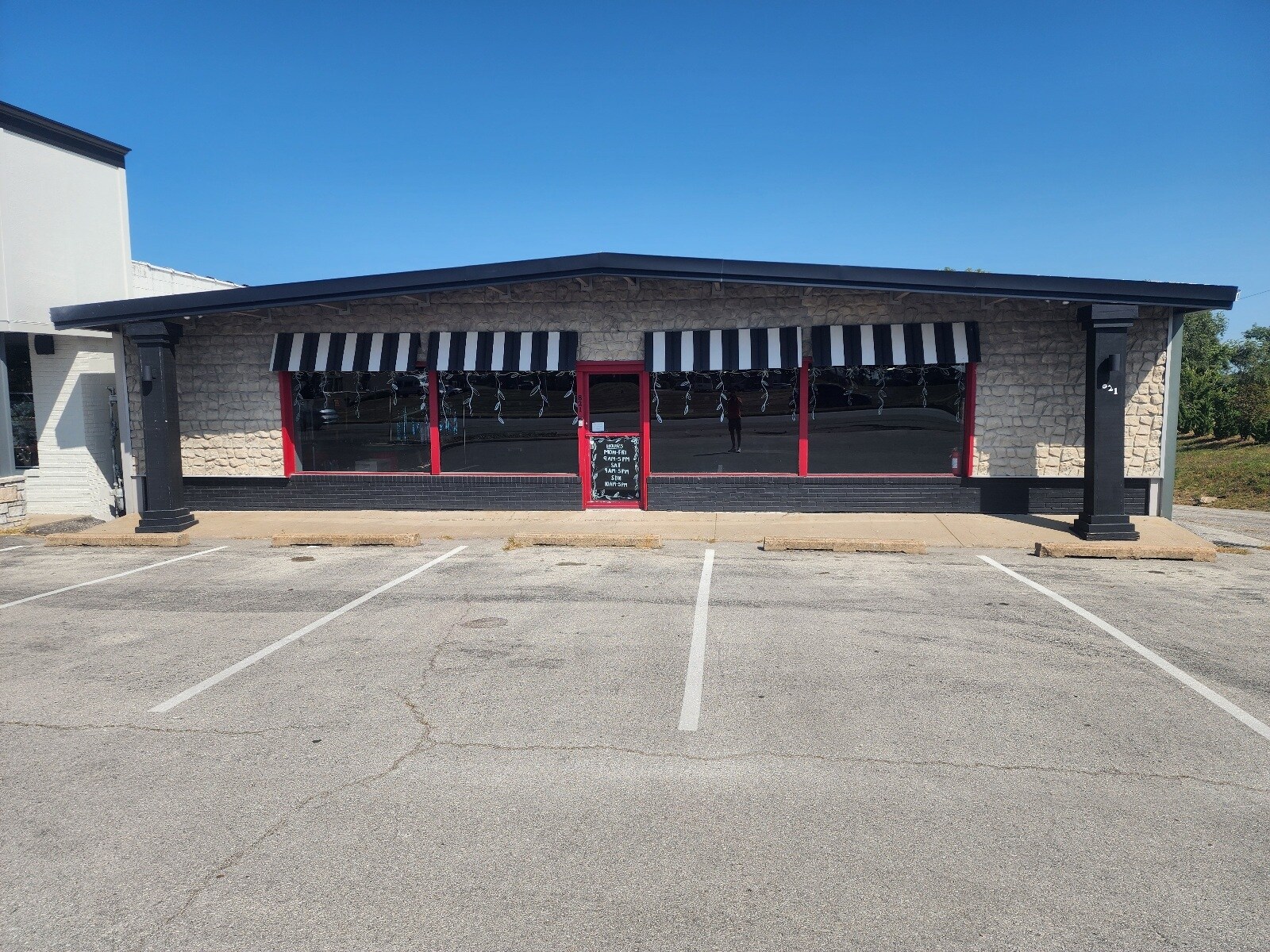 821 SW Us-40 Hwy, Blue Springs, MO for Rent